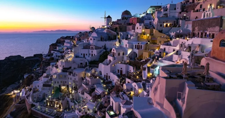 Best Time to Visit Greece