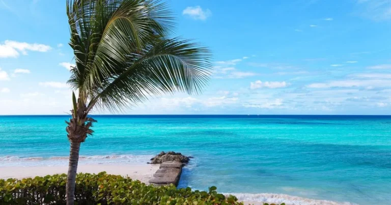 10 Ways to Enjoy a Cheap Caribbean Vacation